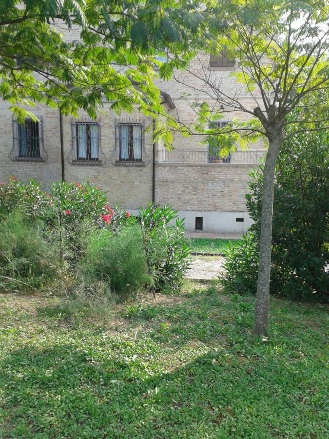 B&B Bread And Fantasy Ostra Exterior foto