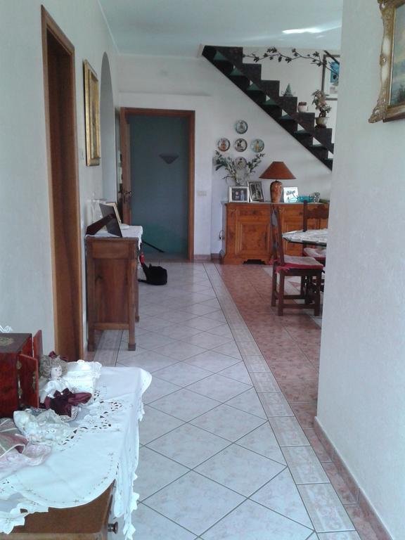 B&B Bread And Fantasy Ostra Exterior foto